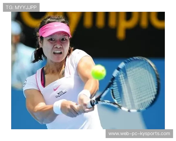 李娜击球精准，轻松战胜对手晋级四强